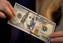 Lãi suất thực giảm có thể kéo đồng USD giảm sâu hơn