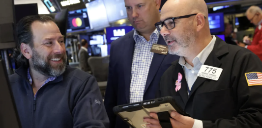 Chứng khoán Mỹ phục hồi ấn tượng nhờ giá dầu giảm